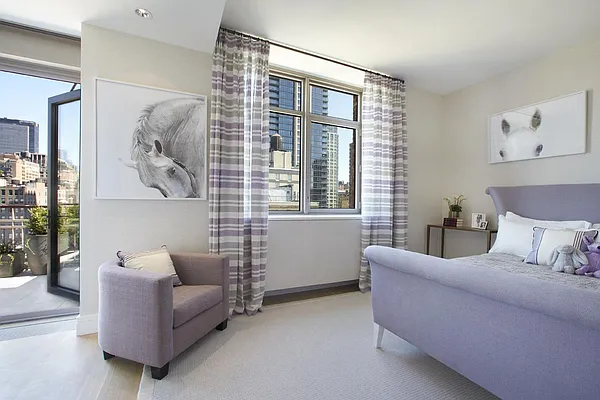 Sold by Corcoran | media 19