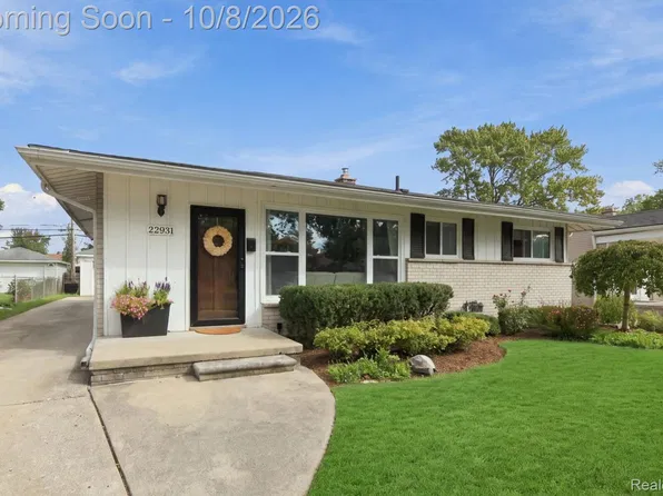22931 Lingemann St, Saint Clair Shores, MI 48080