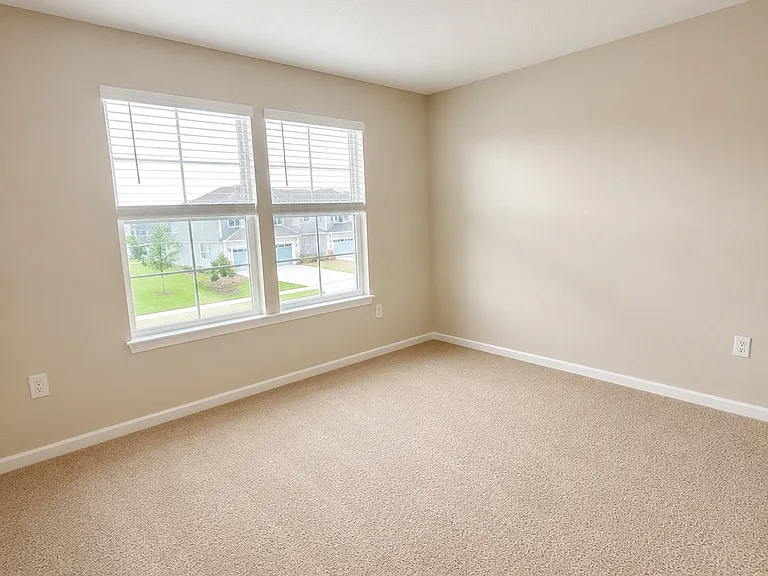 339 Redbud Rd — Photo 15