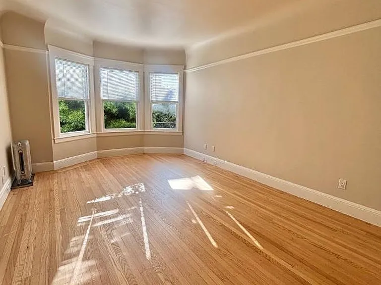 3575 Fillmore St — Photo 4
