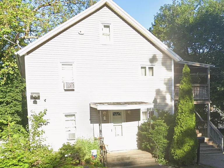 22 Jewett St #1 — Photo 1