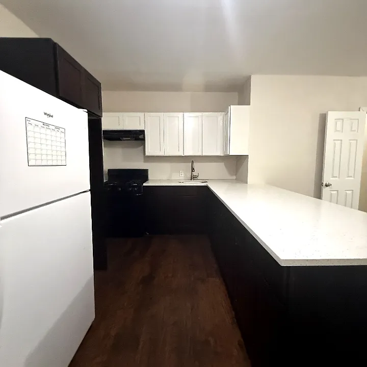 234-236 Renner Ave #3L