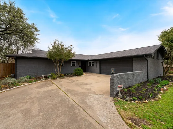 6525 Dakar Rd, Fort Worth, TX 76116