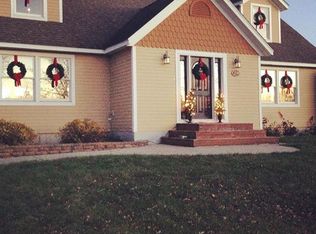 1208 4th St NE, Waseca, MN 56093