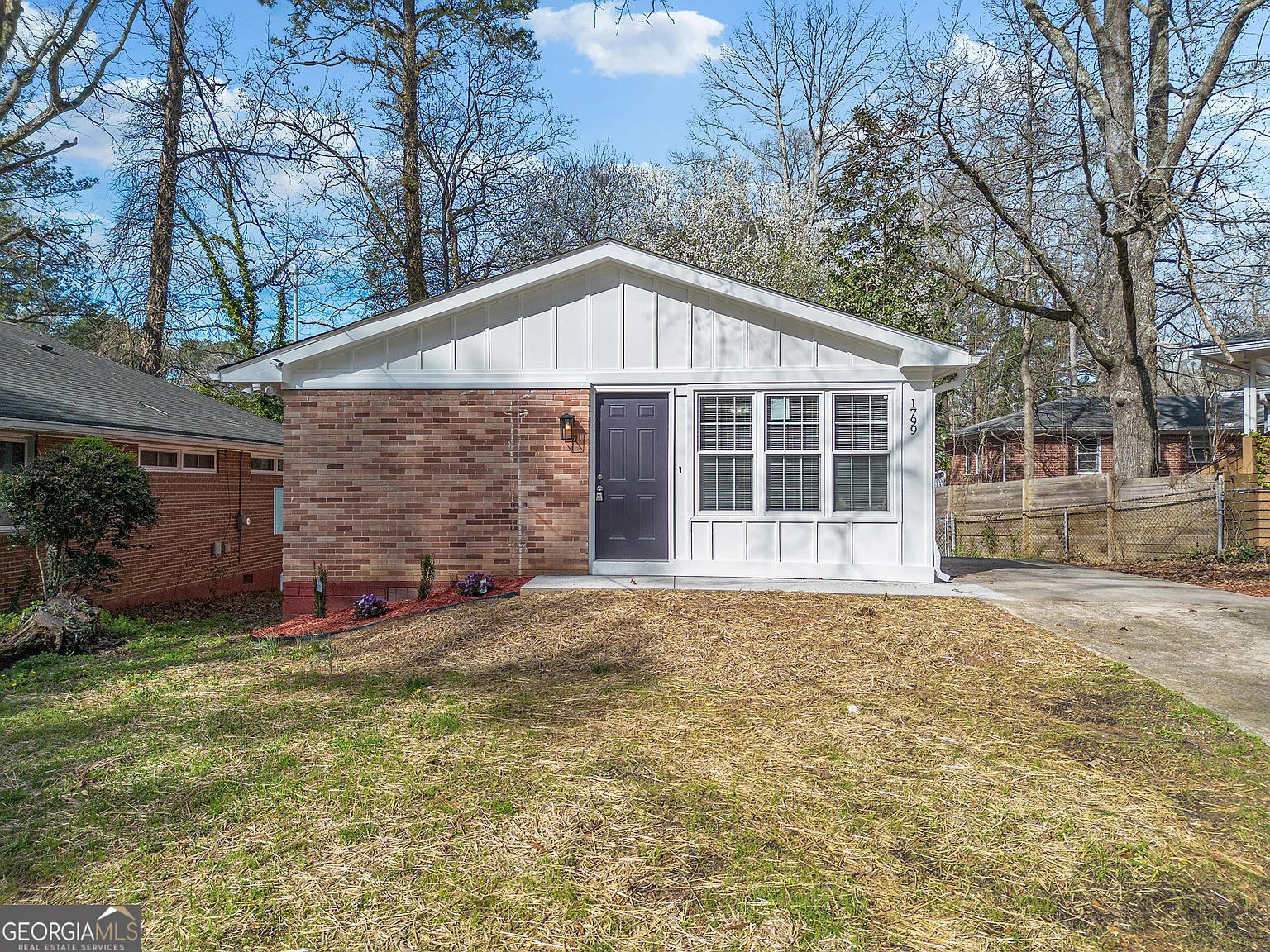 4 bed, 2.0 bath, 1125 sqft, $2,000 — Photo 1