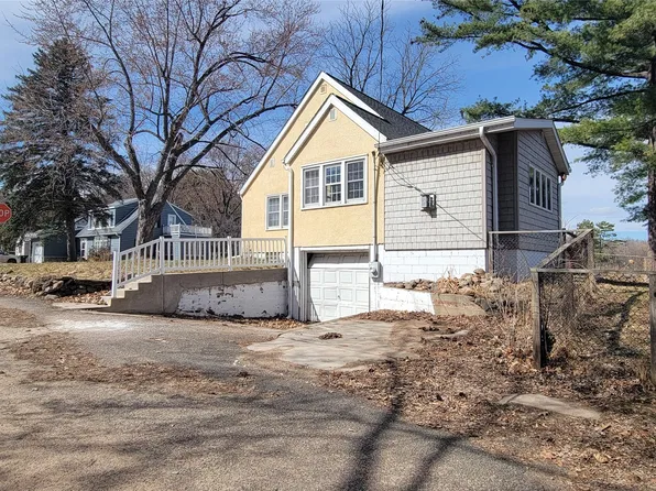 500 Riverside Boulevard, Amery, WI 54001
