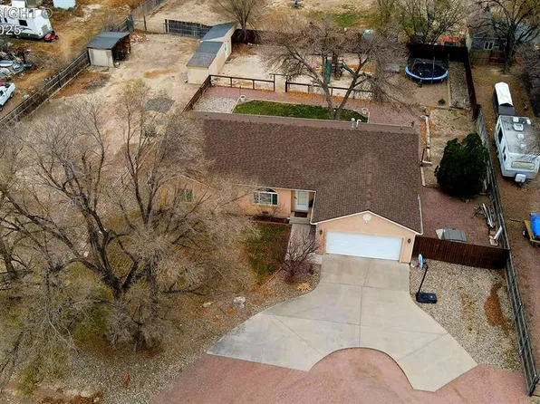 12 Grant St, Penrose, CO 81240