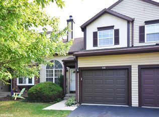 510 Ascot Ln, Streamwood, IL