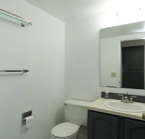 12221 100th Ave NE #204 — Photo 13