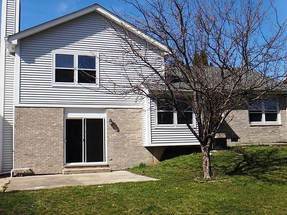 4th image of 6943 Charnswood Dr