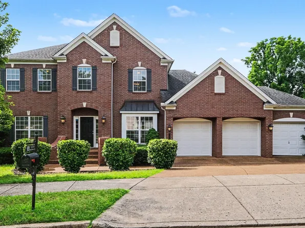 1214 Broadmoor Cir, Franklin, TN 37067