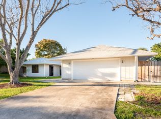 885 Norden St NW, Palm Bay, FL 32907