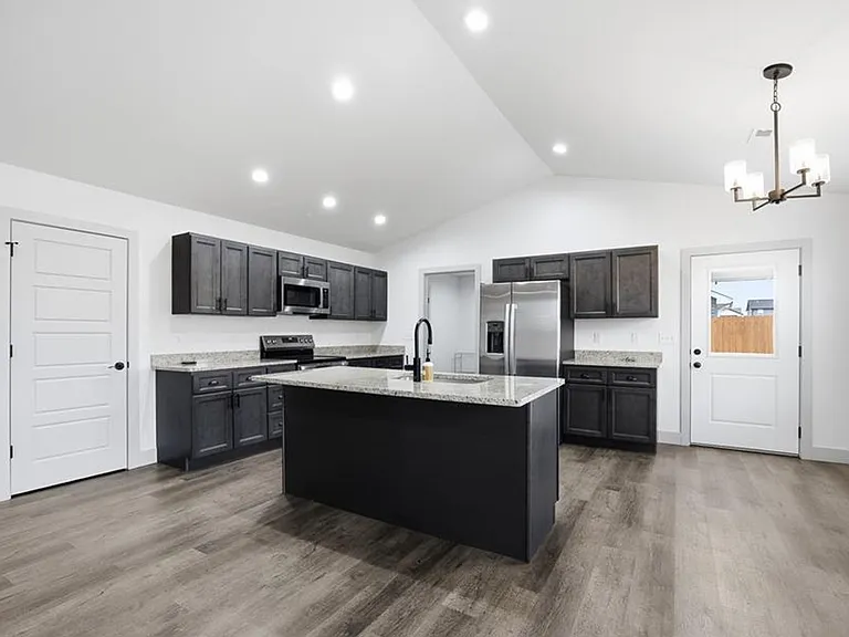 147 La Vista Dr — Photo 14