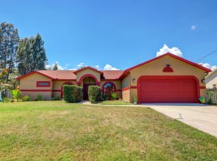 5613 Seagrape Dr, Fort Pierce, FL 34982