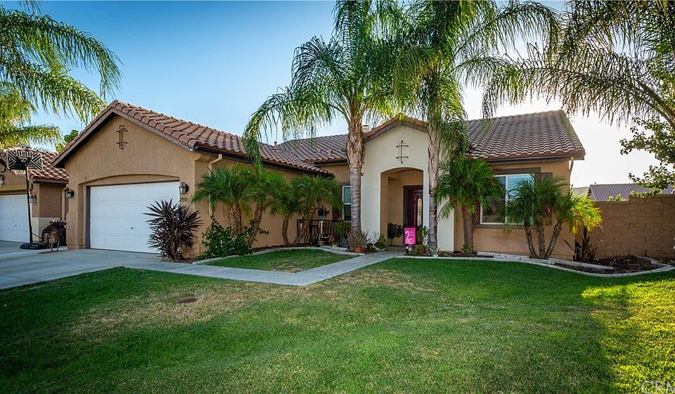 1st image of 29183 Sequoia Springs Dr
