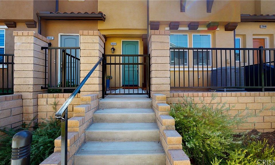 1st image of 28644 Jardineras Dr