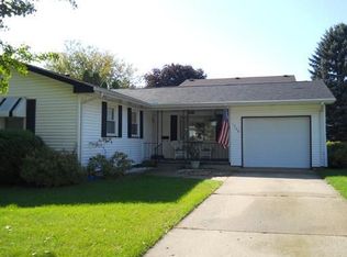 1708 Green St, Peru, IL 61354