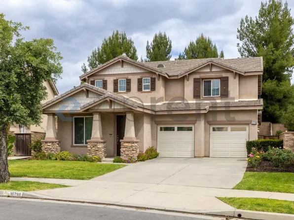 10798 Rosemary Way, Corona, CA 92883