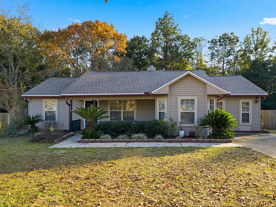 1st image of 411 Ashley Dr