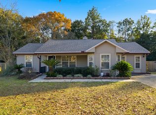 411 Ashley Dr, Crestview, FL 32536