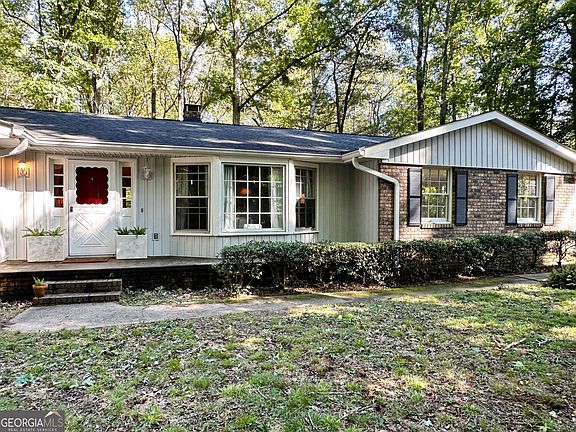 2nd image of 245 Homestead Dr
