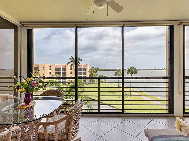 3382 NE Causeway Blvd #7-403 — Photo 3