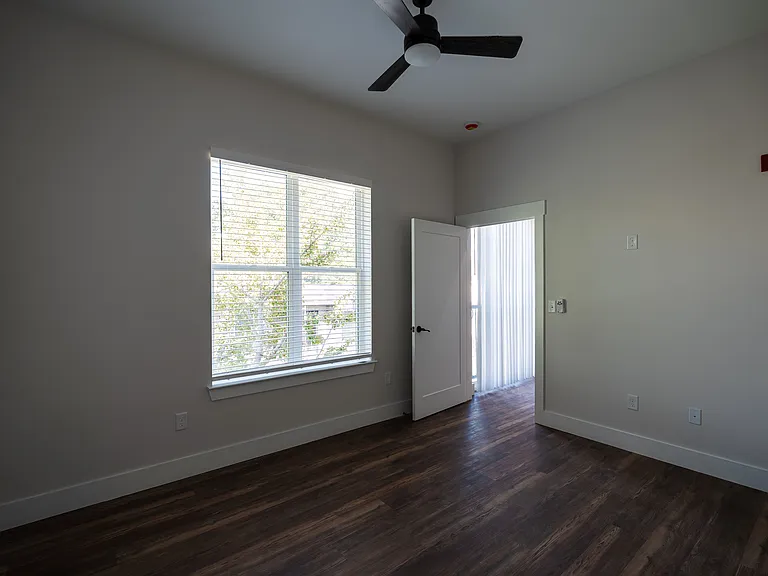 Seven 50 MLK — Photo 25