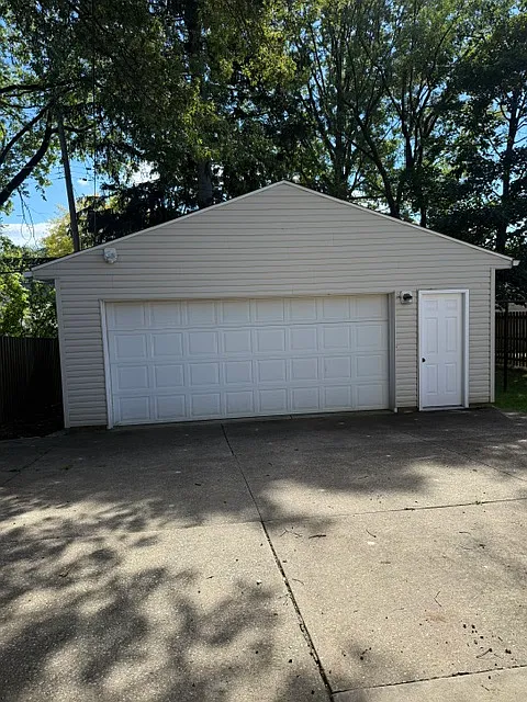 3 bed, 1008 sqft, $1,650 — Photo 3