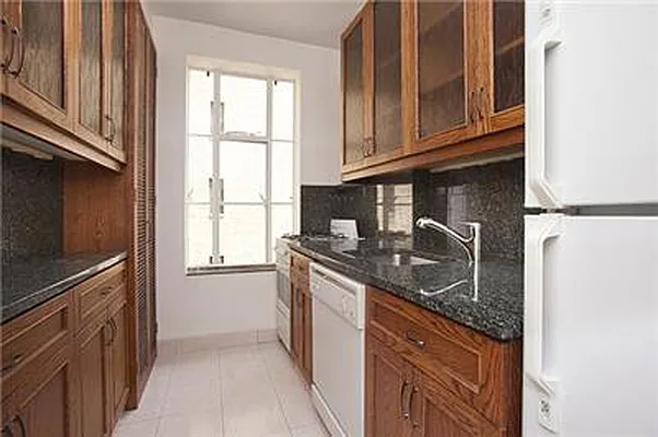 Rented by Brown Harris Stevens | media 7