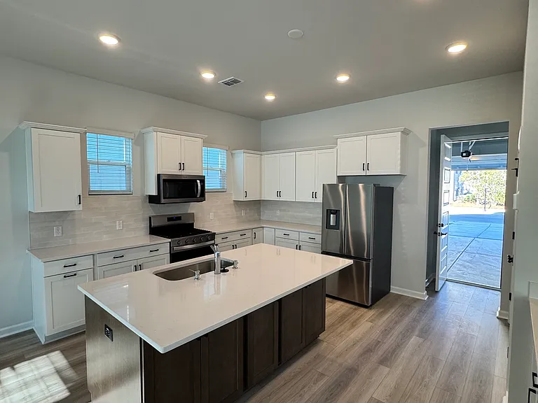 1740 Grovehurst Dr — Photo 1