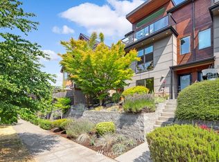 1506 44th Ave SW #A, Seattle, WA 98116