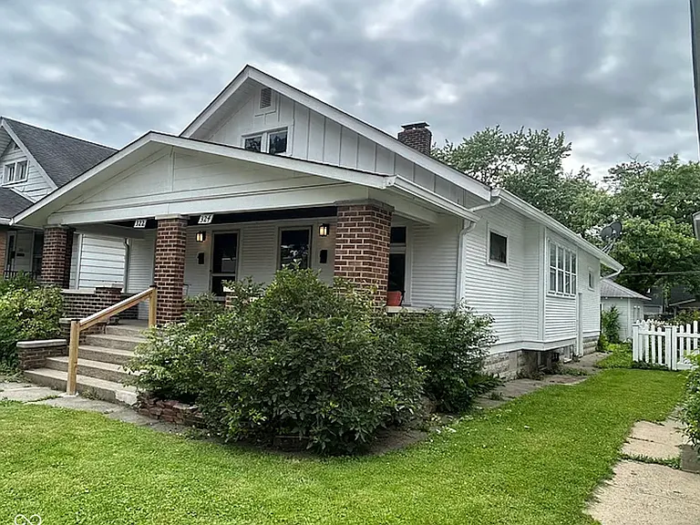 322 N Oakland Ave — Photo 9