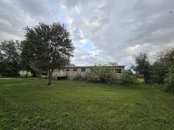 1701 Venture Dr, Lorida, FL 33857