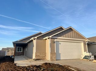 9867 Weeping Willow Dr, Manhattan, KS 66502