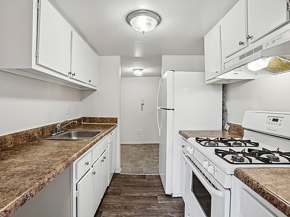 2nd image of 3400 Red Lion Rd #67E