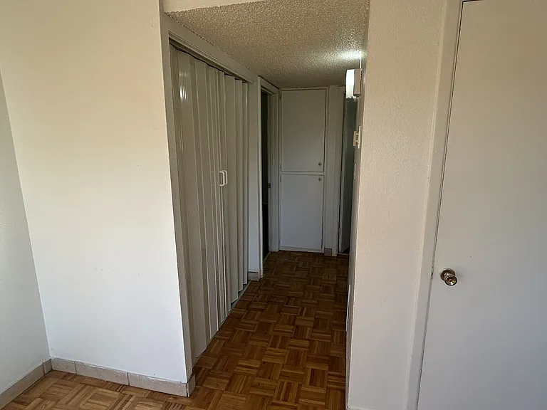 10729 Prospect Ave NE #C — Photo 7
