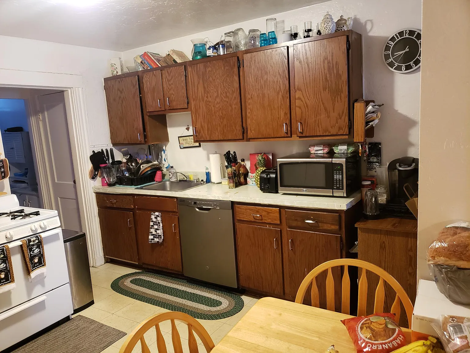 2 bed, 900 sqft, $2,450 — Photo 4