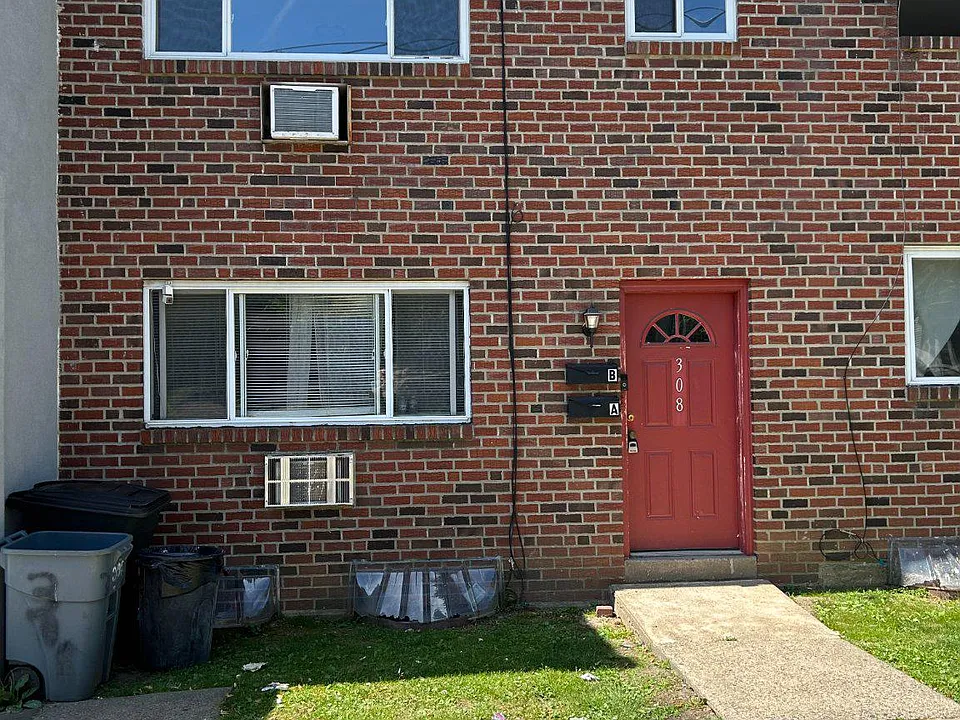 308 Burmont Rd