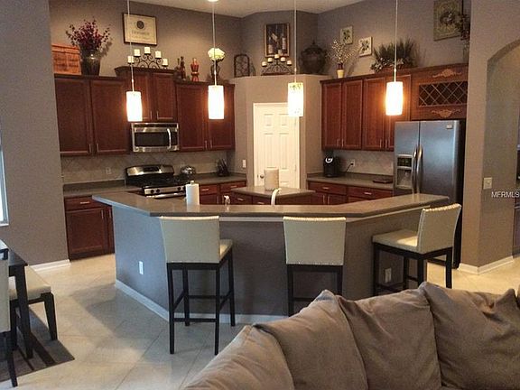 3rd image of 5805 Jefferson Park Dr