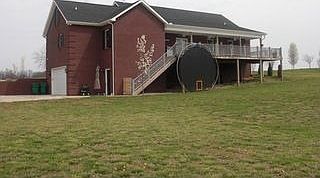 2nd image of 917 Adams Rd
