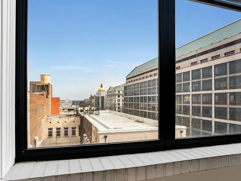 87 Peachtree St SW #506 — Photo 16