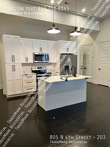 805 N 4th St #203 Photo 1