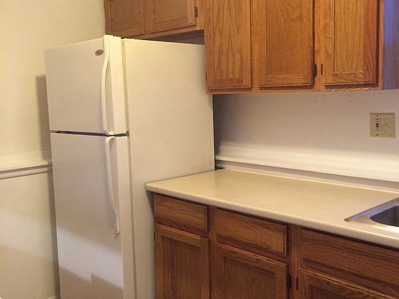 5th image of 615 S Holmes St