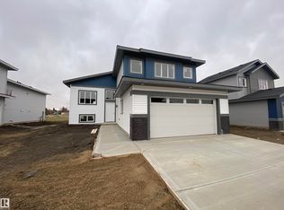 5417 60th Ave, Vegreville, AB T9C0B5