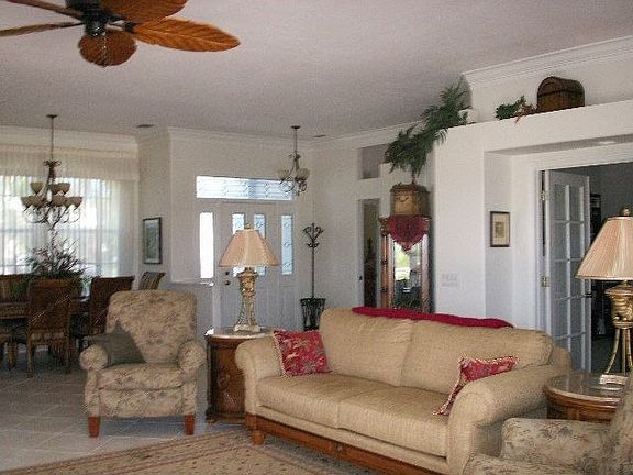 Spacious Living Room