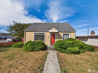 1039 W Sixth Street, Port Angeles, WA 98363