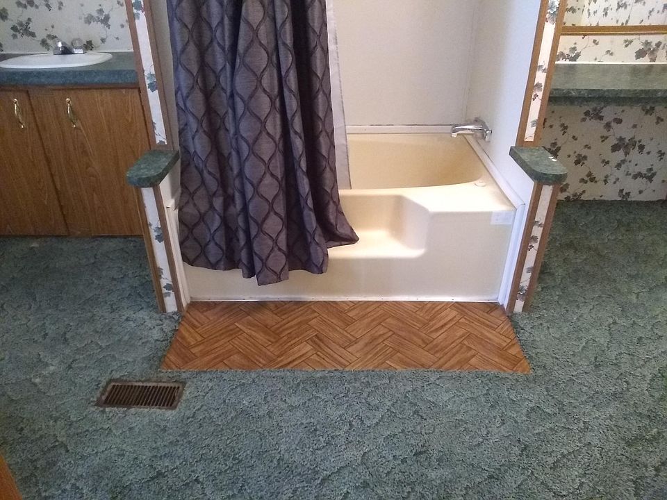 1st image of 129 Truman Cir