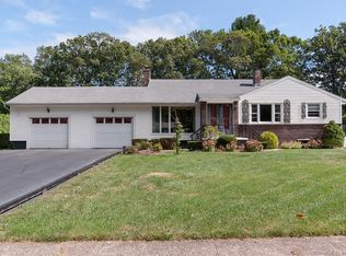 101 Grove Rd, North Haven, CT 06473