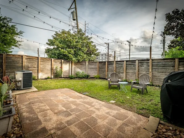 1258 Sampson St, Houston, TX 77003