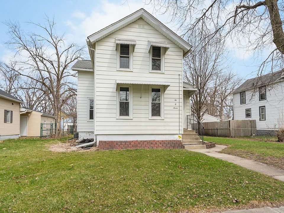 1st image of 207 Denver St